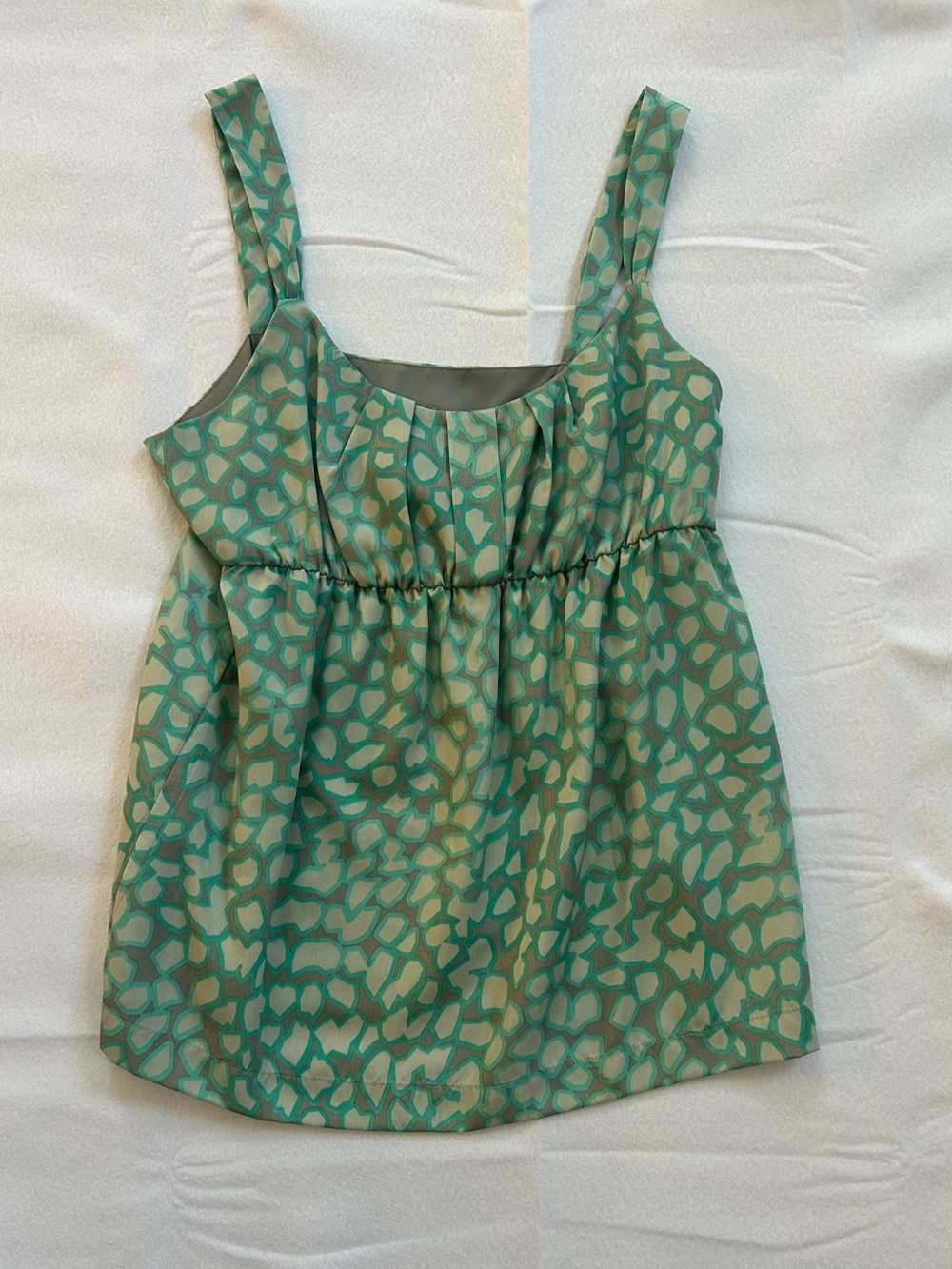 New York & Company Green Patterned Sleeveless Women’s Top Small